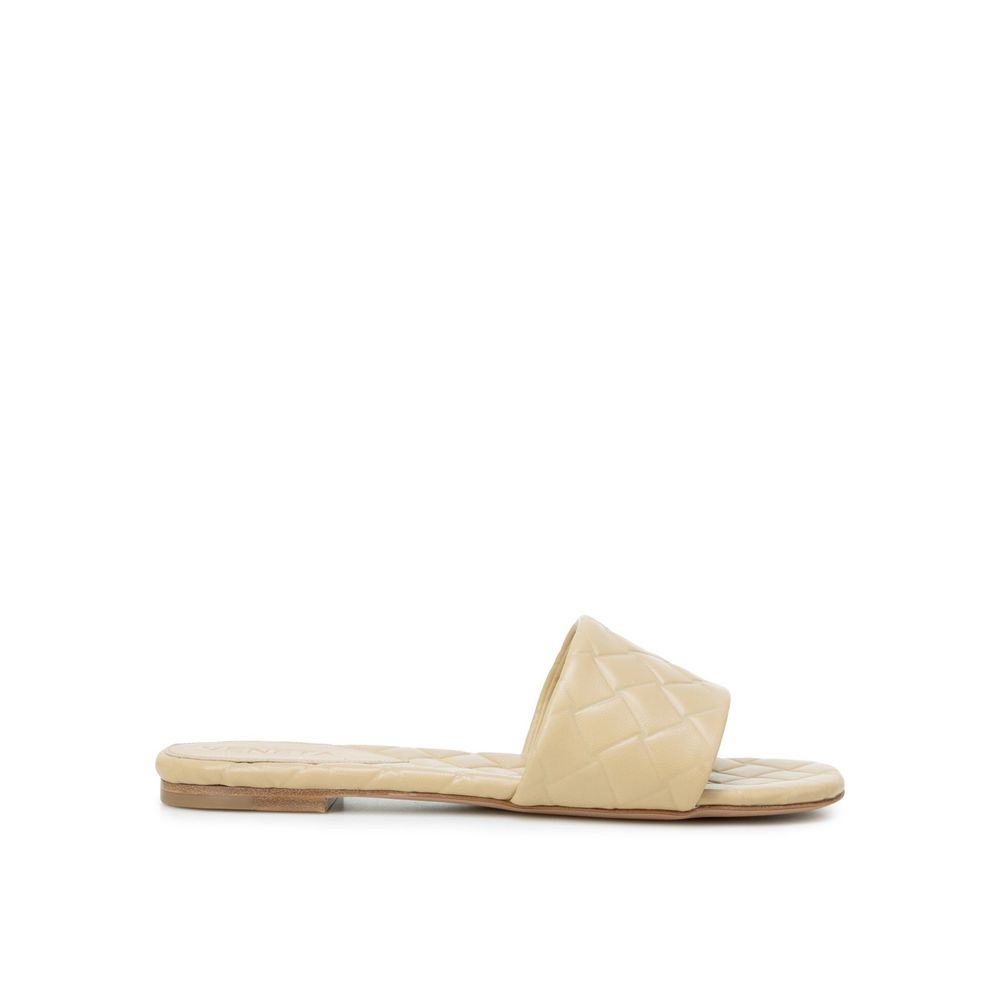 Bottega Veneta Beige Leather Lamb Flat Sandals Glam Steals