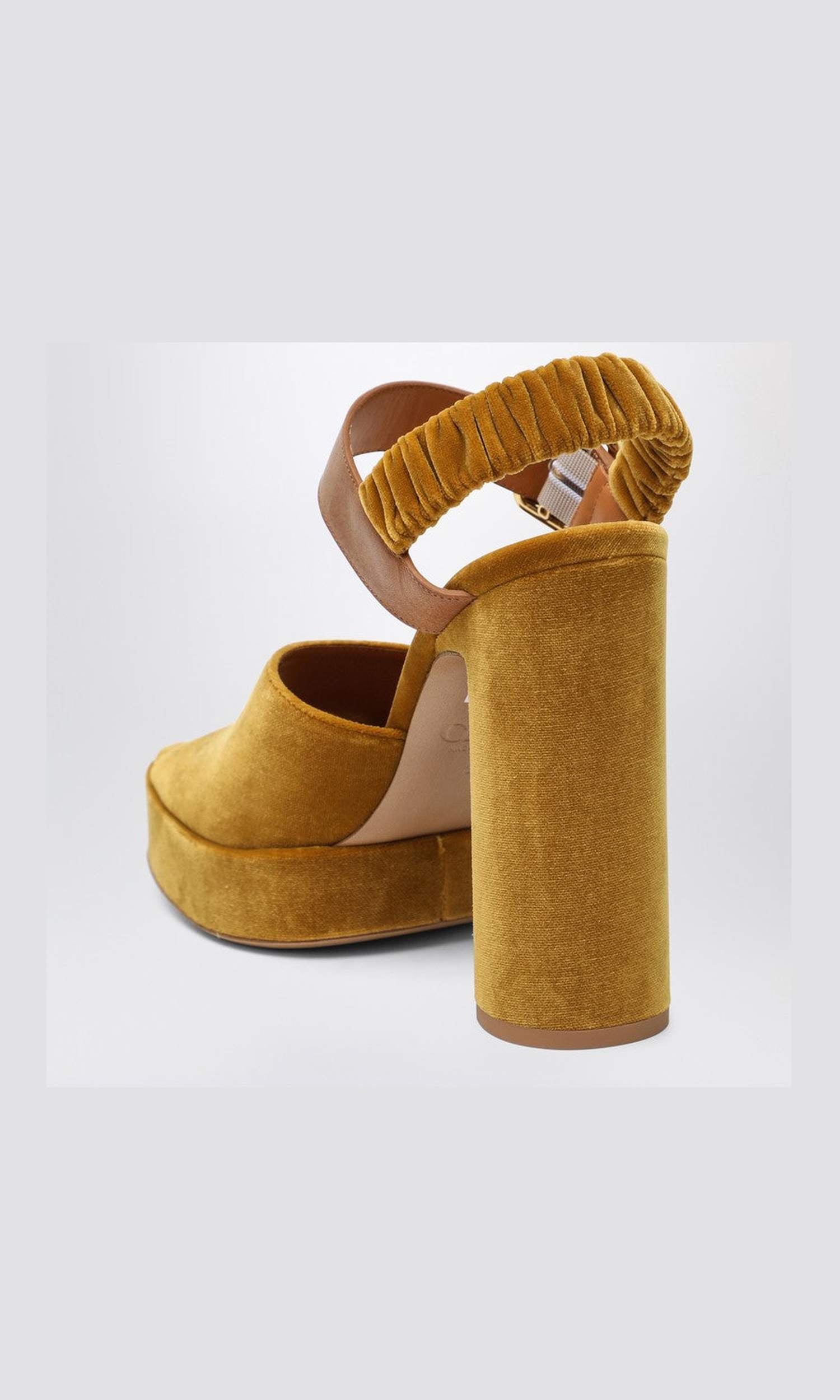 Chloé Aria Platform Sandals Glam Steals