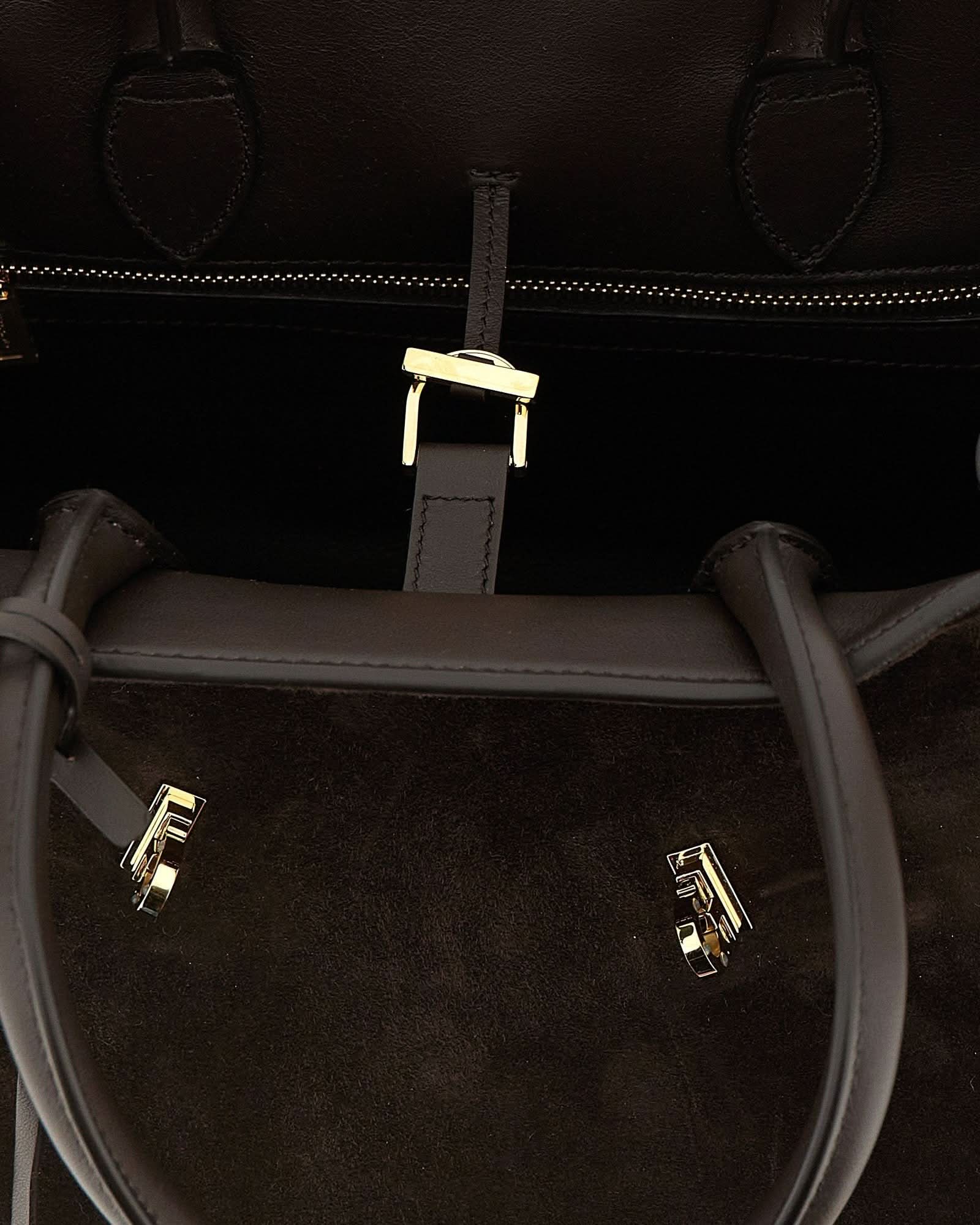 Ferragamo Hug Th S Handbag Handbag