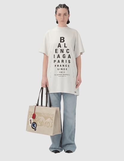 Airport looks_Balenciaga_Tshirt