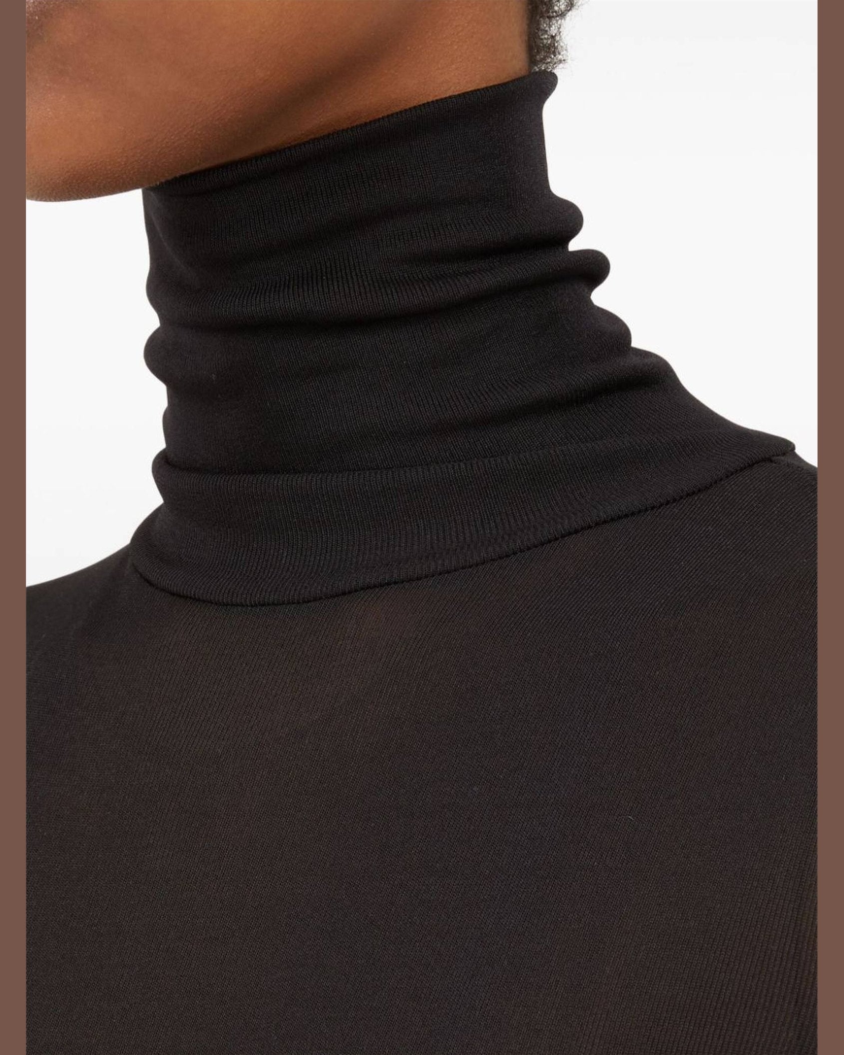 Maison Margiela Black Top Glam Steals