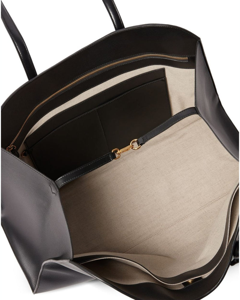Stella Mccartney Black Bag Glam Steals
