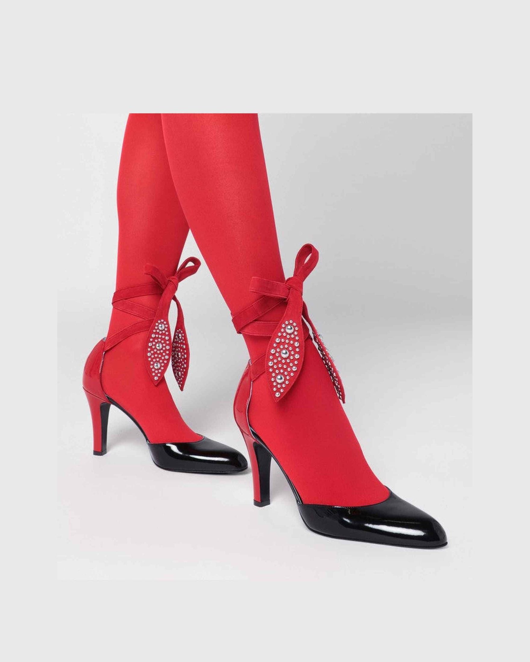 Valentino Black Garavani and Red Foliefoliage Décolleté Glam Steals