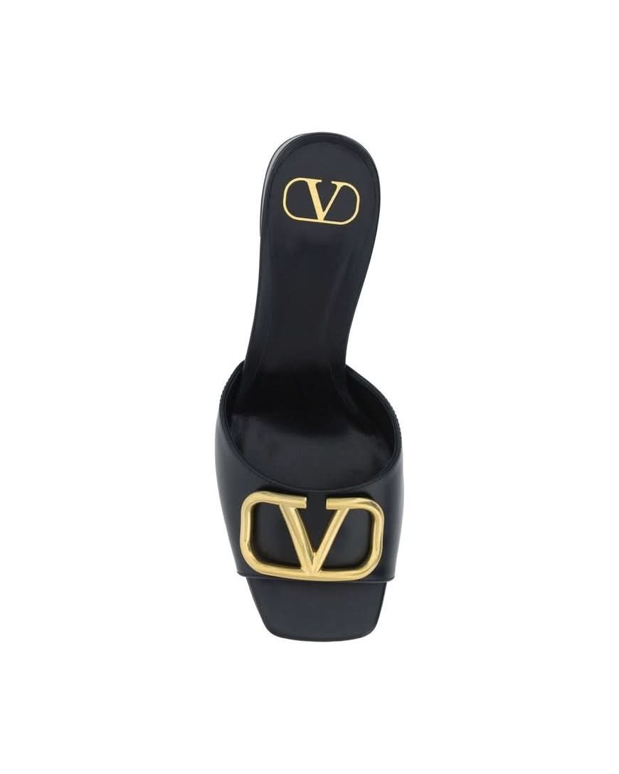 Valentino Garavani Black Calfskin Flat Sandals Heels