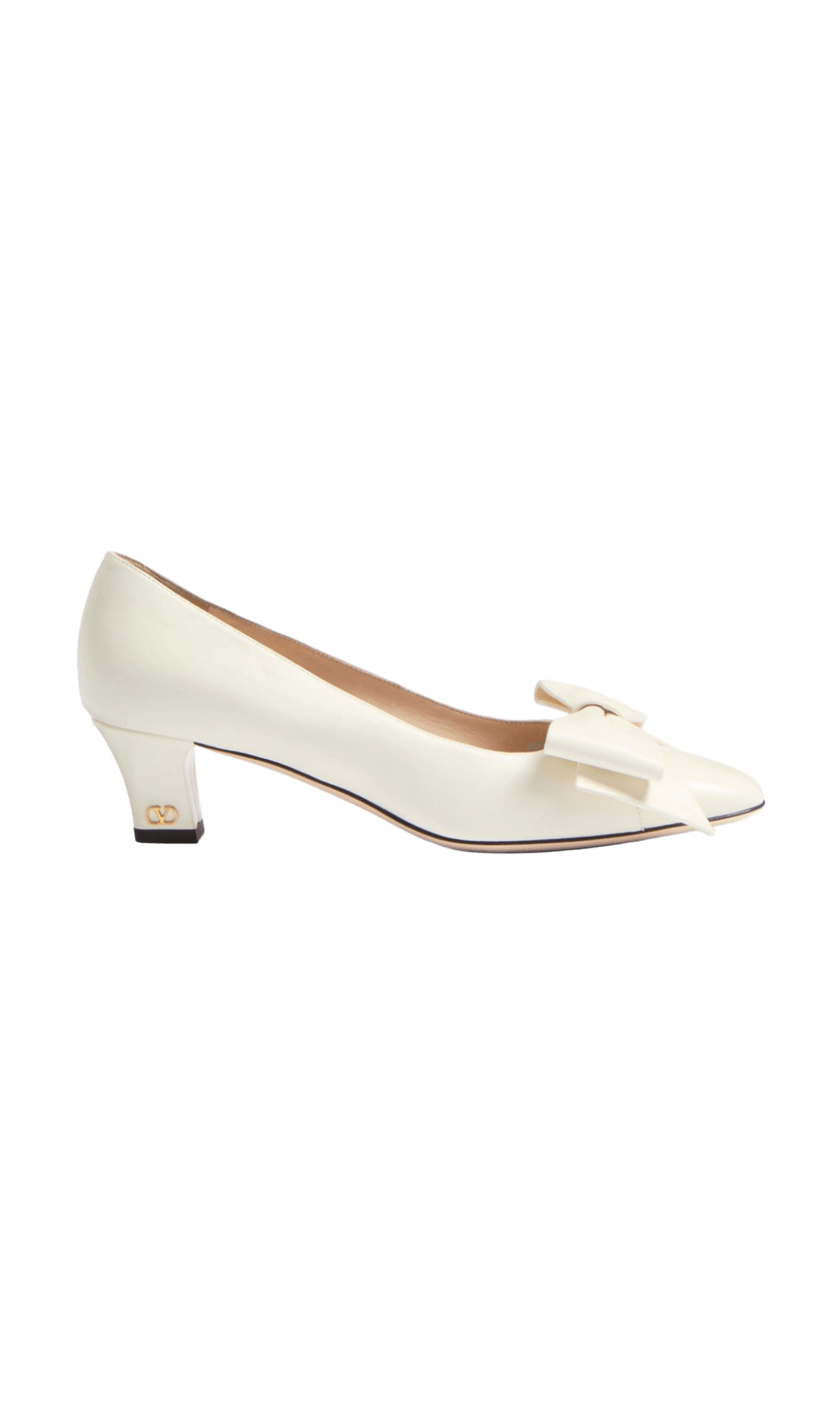 Valentino Garavani Bowow DéColleté In Kid 45mm Glam Steals