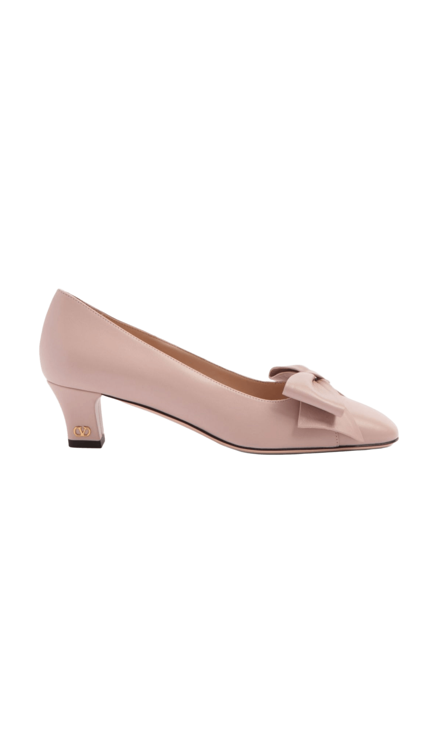 Valentino Garavani Bowow DéColleté In Kid 45mm Glam Steals