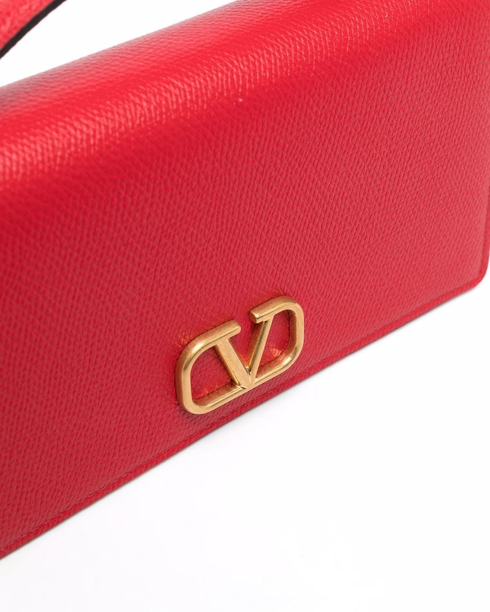 Valentino Garavani Red Bag Glam Steals