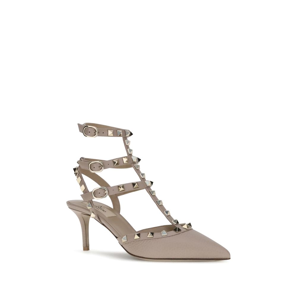 Valentino Garavani Rockstud Pumps Glam Steals