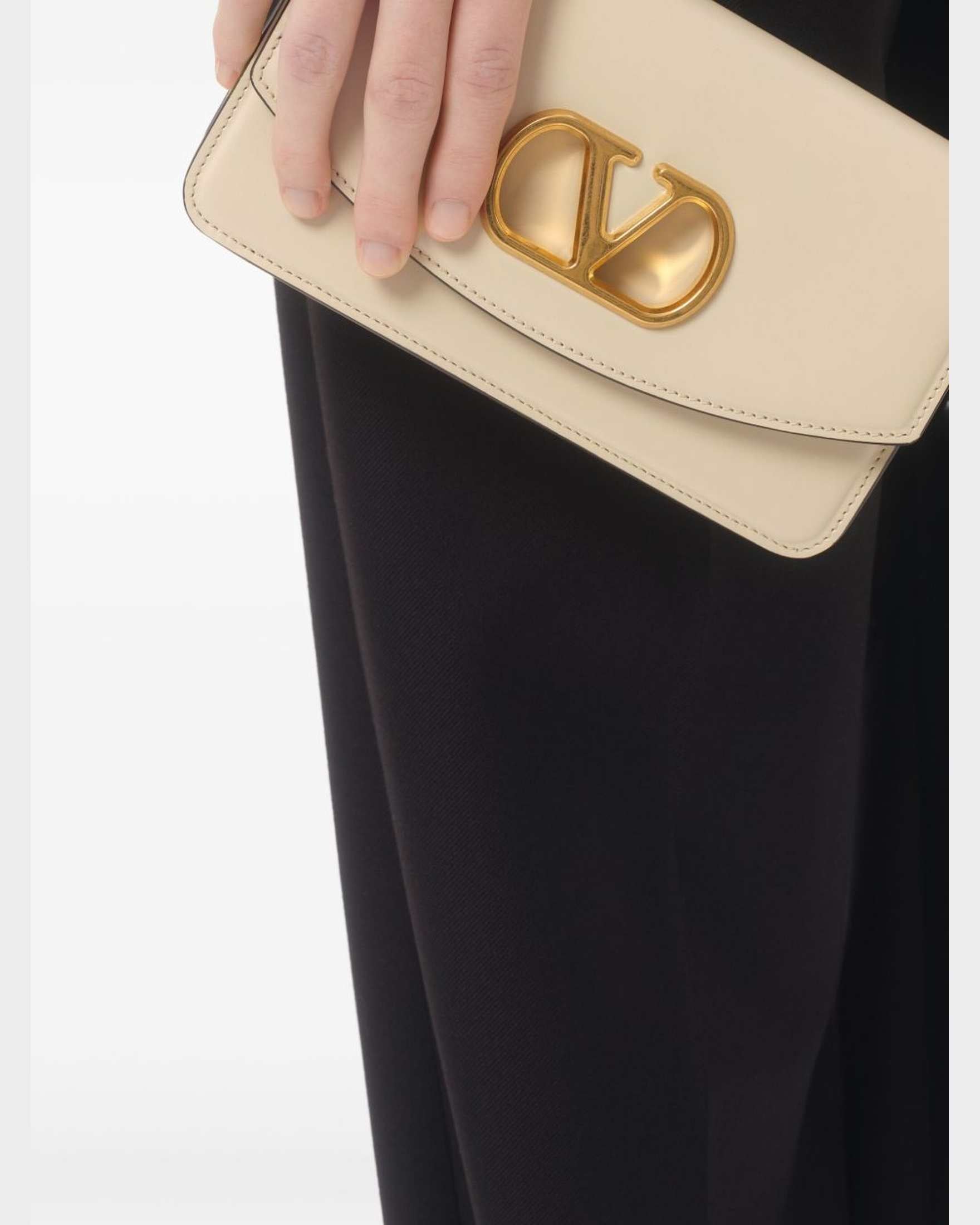 Valentino Garavani Vain Clutch in Shiny Calfskin Glam Steals
