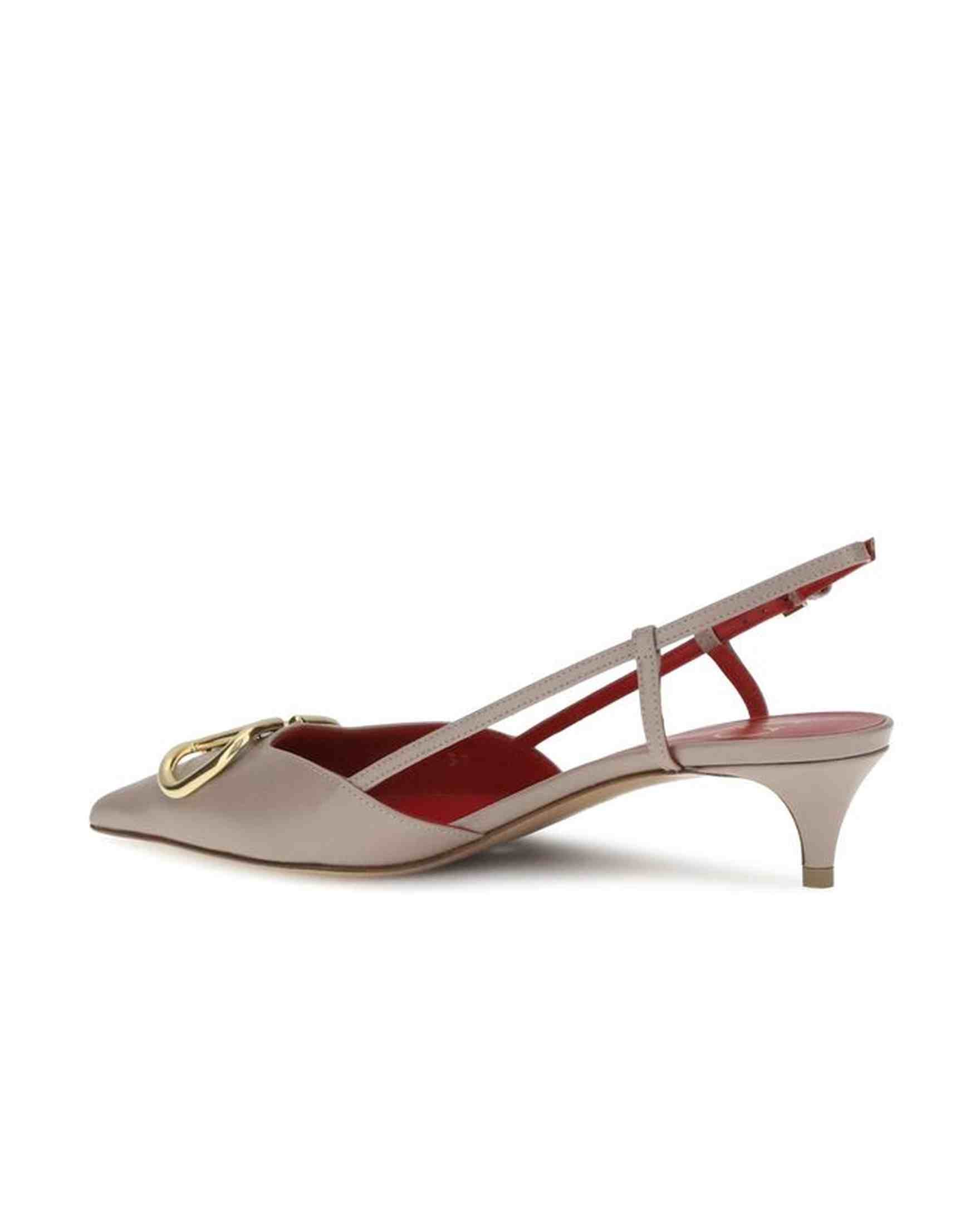 Valentino Garavani Vlogo Pumps Glam Steals