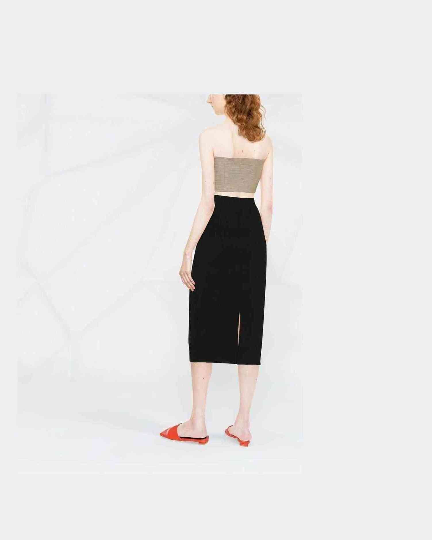 Victoria Beckham Black Skirt Glam Steals