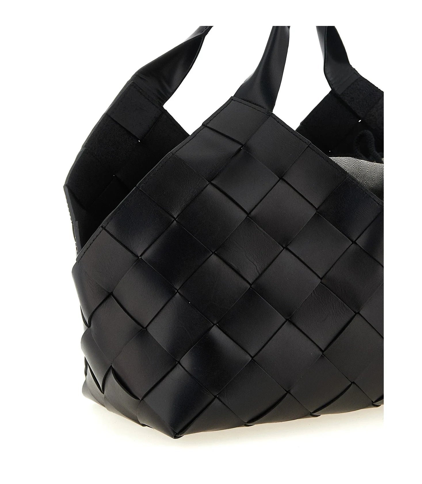 Dragon Diffusion Shoulder Bag in black, Calfskin Leather — view 3