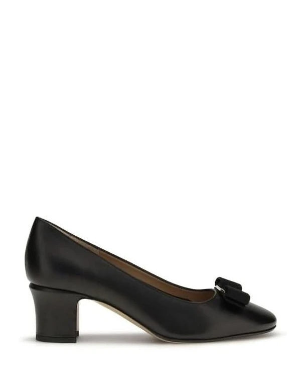 Ferragamo Black Calf Leather Bos Taurus High Heel Pumps 