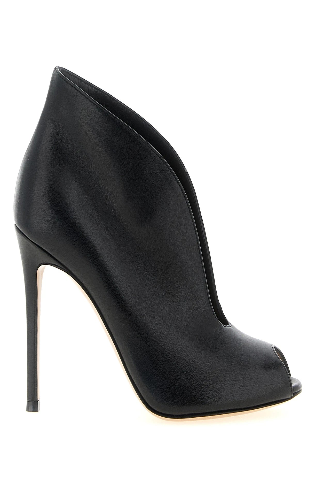 Gianvito Rossi Ankle Boots in black, Lamb Leather