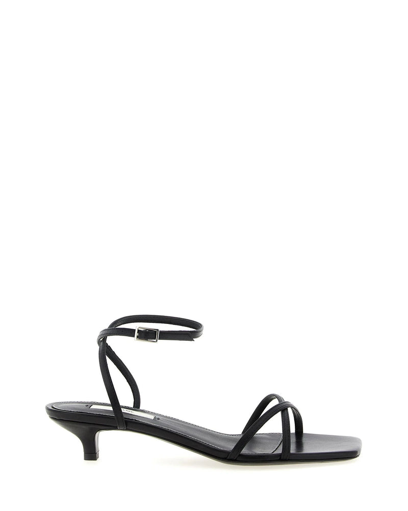 Toteme Pumps in black
