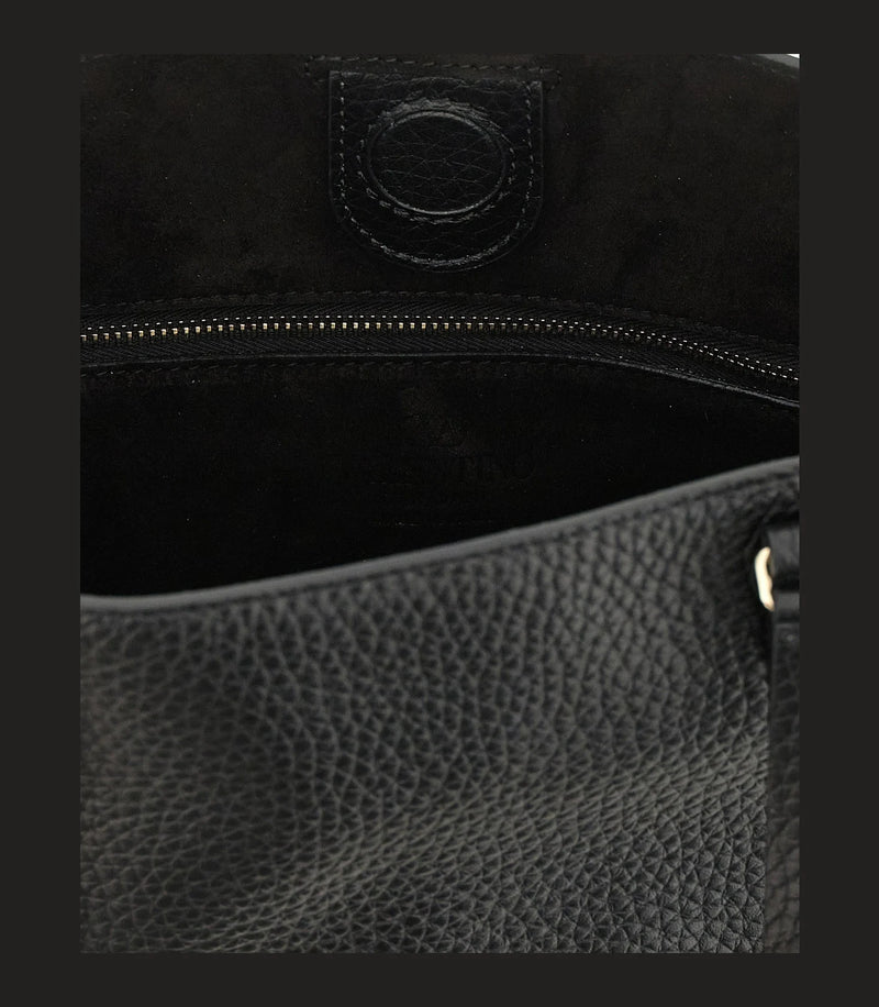 Valentino Garavani Tote Bag in black, Calfskin Leather — view 4